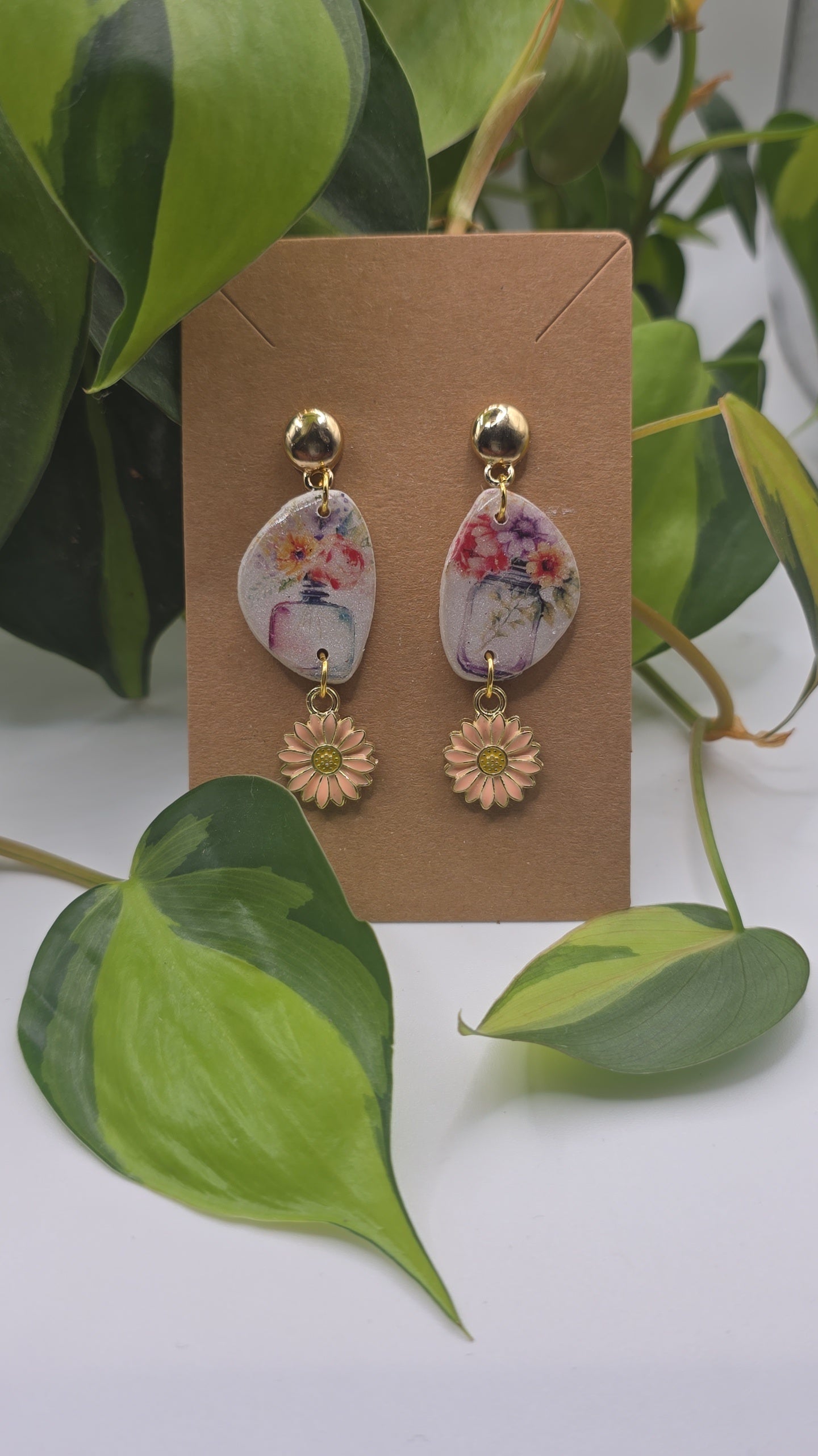 Gold creame floral