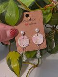Pearl floral with paperclip chain dangle with green bead